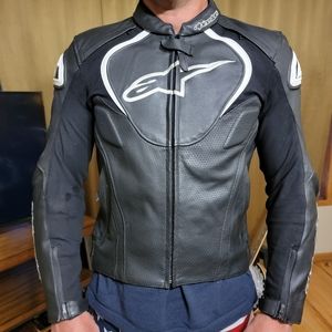 Mens Alpinestars Jaws V2 Leather Motorcycle Jacket